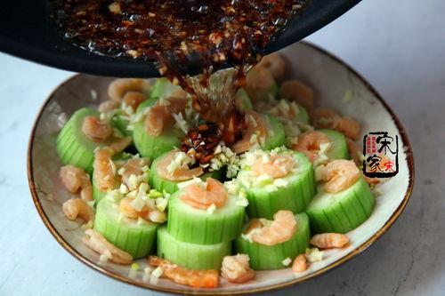 吃瓜三宝妈和菜宝子视频,趣味互动，揭秘育儿生活点滴